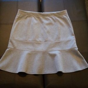 Curve appeal! Cute curvy style whitney port skirt